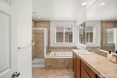 19729 129th Avenue NE, Woodinville, WA 98072 - Photo 22