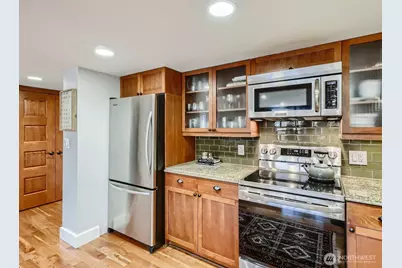 201 Galer Street #163, Seattle, WA 98109 - Photo 14