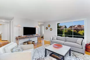 5051 Harold Pl NE, Seattle, WA 98105 - Photo 6