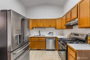 2417 S 249th Pl, Kent, WA 98032 - Photo 14