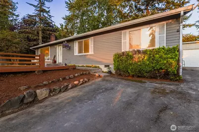 2417 S 249th Place, Kent, WA 98032 - Photo 2