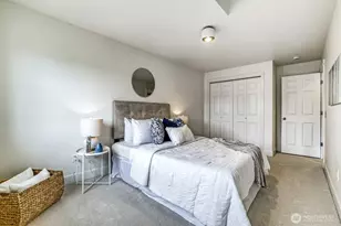 721 N 79th St, Seattle, WA 98103 - Photo 20