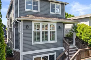 721 N 79th St, Seattle, WA 98103 - Photo 2