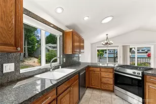 5022 136th St SE, Snohomish, WA 98296 - Photo 4