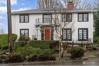 2906 Harvard Avenue E, Seattle, WA 98102 - Photo 2