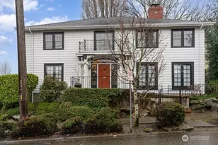 2906 Harvard Ave E, Seattle, WA 98102 - Photo 2