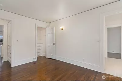 2906 Harvard Avenue E, Seattle, WA 98102 - Photo 26
