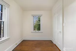 2906 Harvard Ave E, Seattle, WA 98102 - Photo 24