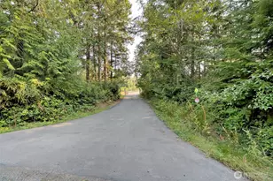 2617 E Harstine Island Rd N, Shelton, WA 98584 - Photo 2