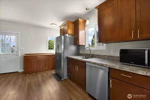 1511 McDougall Ave, Everett, WA 98201 - Photo 10