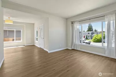 1511 McDougall Avenue, Everett, WA 98201 - Photo 4