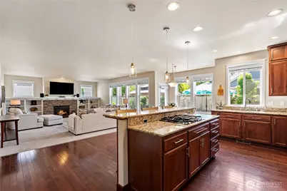 9314 Earhart Street NE, Lacey, WA 98516 - Photo 8