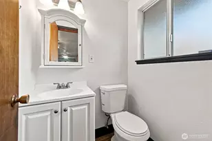 13720 13th Ave Ct E, Tacoma, WA 98445 - Photo 10