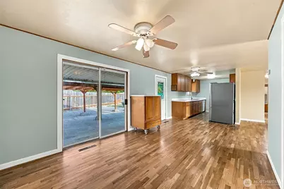 13720 13th Avenue Ct E, Tacoma, WA 98445 - Photo 4