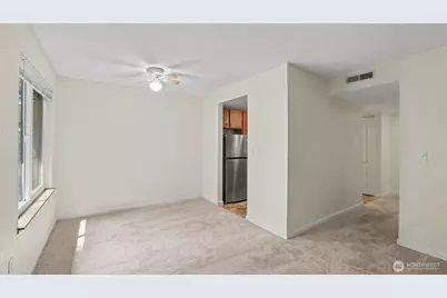 10021 SE 235th Place #B303, Kent, WA 98031 - Photo 10