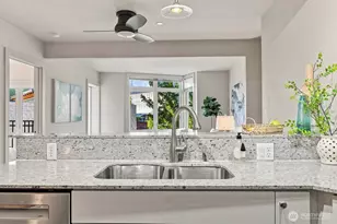 159 Denny Wy, Seattle, WA 98109 - Photo 18