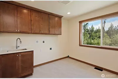 6621 Sills Road, Clinton, WA 98236 - Photo 24