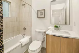 533 N 70th St, Seattle, WA 98103 - Photo 28