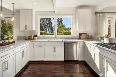 4600 92nd Avenue NE, Yarrow Point, WA 98004 - Photo 18