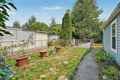 8205 9th Avenue E #23, Tacoma, WA 98404 - Photo 30