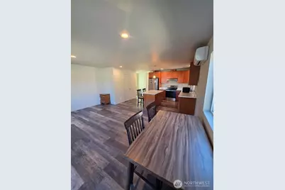3704 W F Street, Bremerton, WA 98312 - Photo 6