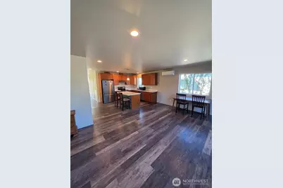 3704 W F Street, Bremerton, WA 98312 - Photo 4