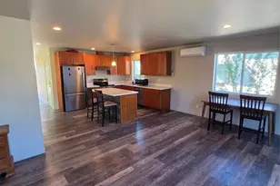 3704 W F St, Bremerton, WA 98312 - Photo 4