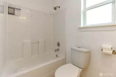 13336 35th Avenue S, Tukwila, WA 98168 - Photo 24