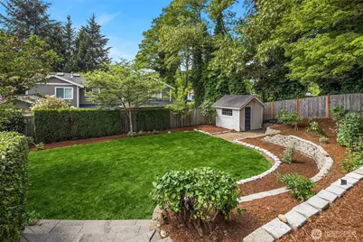 10030 NE 110th Street, Kirkland, WA 98033 - Photo 36