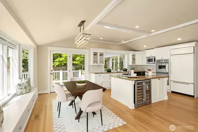 10030 NE 110th Street, Kirkland, WA 98033 - Photo 14