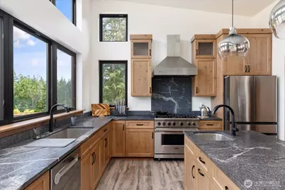 1423 Rose Lane, Oak Harbor, WA 98277 - Photo 12