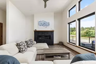 1423 Rose Ln, Oak Harbor, WA 98277 - Photo 6