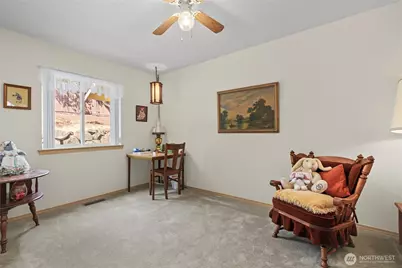 11128 135th Street Ct E, Puyallup, WA 98374 - Photo 14