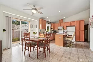 11128 135th St Ct E, Puyallup, WA 98374 - Photo 6