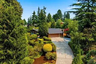 8626 NE 26th Pl, Clyde Hill, WA 98004 - Photo 1