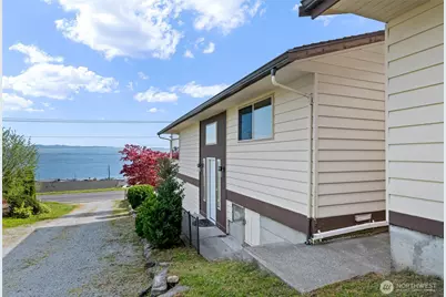 1462 SE Camano Drive, Camano Island, WA 98282 - Photo 6