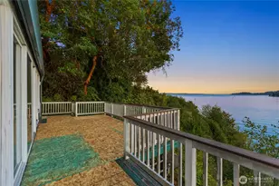 11127 NE Wing Point Dr, Bainbridge Island, WA 98110 - Photo 12