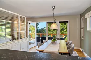 18516 Sound View Pl, Edmonds, WA 98020 - Photo 12