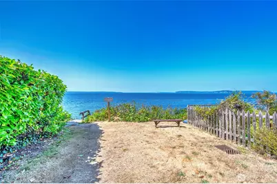18516 Soundview Place, Edmonds, WA 98020 - Photo 30