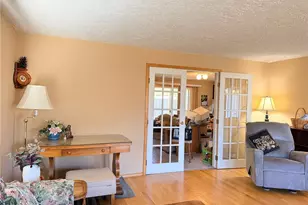 115 Holly Park St, Longview, WA 98632 - Photo 2