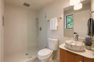 10703 126th Ave NE, Kirkland, WA 98033 - Photo 18