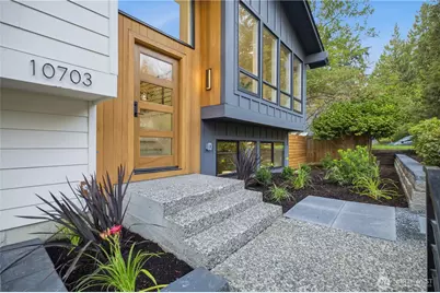 10703 126th Avenue NE, Kirkland, WA 98033 - Photo 2