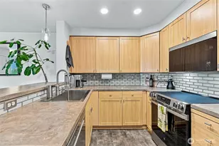 10931 124th Ave NE, Kirkland, WA 98033 - Photo 10