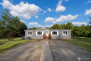 266 Smokey Ridge Rd, Onalaska, WA 98570 - Photo 2