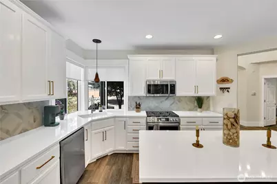 17304 Parkside Way SE, Renton, WA 98058 - Photo 12