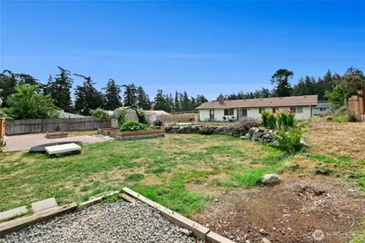 131 NW Clipper Drive, Oak Harbor, WA 98277 - Photo 28