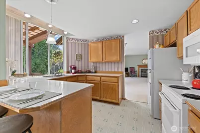 20704 29th Place W, Lynnwood, WA 98036 - Photo 16