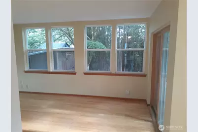 353 Wallace Way NE #8, Bainbridge Island, WA 98110 - Photo 4
