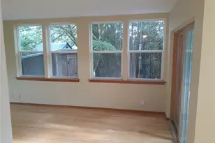 353 Wallace Way NE, Bainbridge Island, WA 98110 - Photo 4