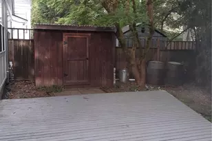 353 Wallace Way NE, Bainbridge Island, WA 98110 - Photo 10